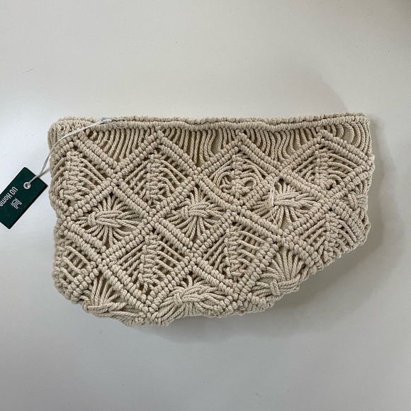 NWT Urban Outfitters Macramé Rattan Catch-All Basket- Small - Picture 3 of 12